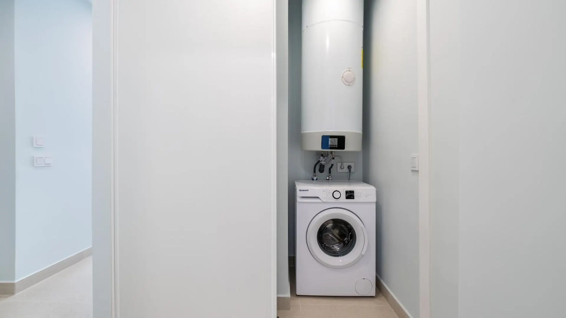 Moott Homes Suites Arco De Braulio 1A Almería İspanya